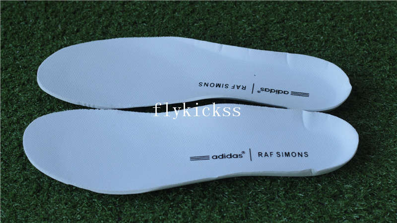 Raf Simons x Consortium Ozweego 2 Bunny Cream White